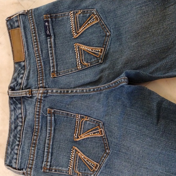 Seven 7 cropped jeans. - Picture 9 of 9